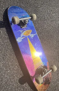 Vintage Variflex 28“ Wooden Skateboard with Holographic Spaceship Graphics Used - Picture 1 of 12
