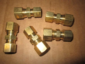 5 PIECES  Brass 5/16" x 3/8" COMPRESSION UNION FITTINGS REDUCING  OIL AIR GAS  - Picture 1 of 2