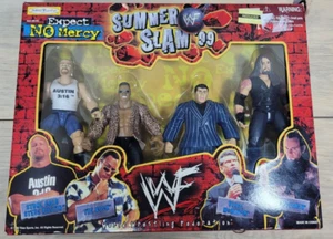Raro WWF Summer Slam '99 Expect No Mercy Jakks Paquete de 4 WWE Rock Austin Undertaker - Imagen 1 de 3