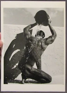 Shower, Palm Beach 1986, by Bruce Weber, Fotofolio 4" x 6"  Postcard - Bild 1 von 2
