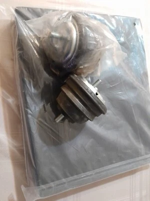 BMW 330i 2001-2005 de repuesto - montaje motor - lado conductor y pasajero Foto 1 de 3