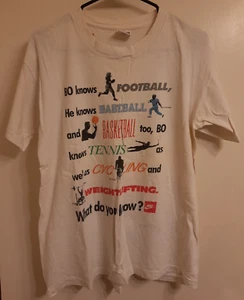 Vintage Bo Jackson "Bo Knows" Nike t-shirt -- Size MEDIUM - 1990 - Picture 1 of 8