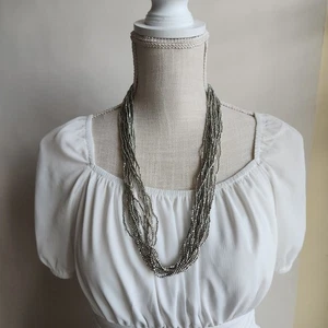 Collar Vintage 28" Multi Hilo Gris y Plata Cuentas de Vidrio - Imagen 1 de 9