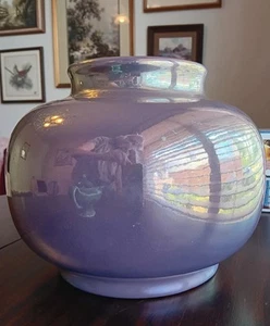 St. Lukas Utrecht Holland Lg Keramik Vase, irisierend lila Glanz 1909-1933  - Bild 1 von 9