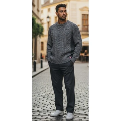 Banana Republic Sweater Medium Heritage Collection Merino Wool Blend Knit Thick - Image 1 of 4