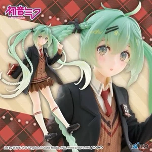 Hatsune Miku Fashion Figure Preppy Ver. Premio TAITO Giappone mai aperto - Foto 1 di 4