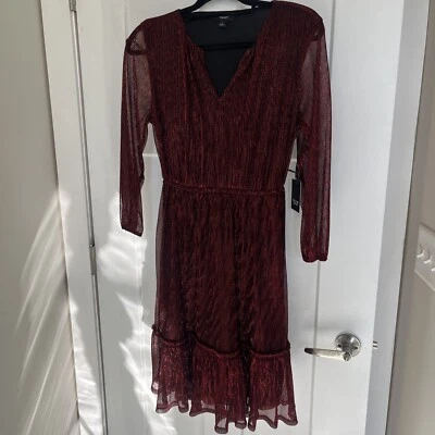 SIMPLY VERA Vera Wang Talla S Pañuelo Dobladillo Vestido Envolvente Rojo Arándano. Usado Foto 1 de 3