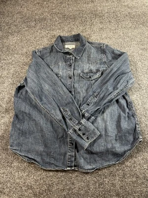 Camisa para mujer Nili Lotan Travis Western grande azul denim índigo enjuague perla a presión Foto 1 de 4