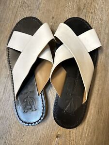 Vince Camuto shoes 5.5 White Sandal Flat Leather Cross