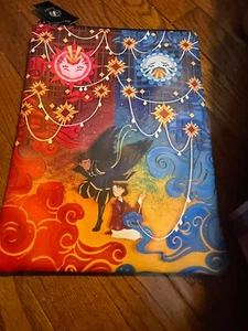 Fairyloot Spin The Dawn gepolsterte Buchhülle Elizabeth Lim - Bild 1 von 4