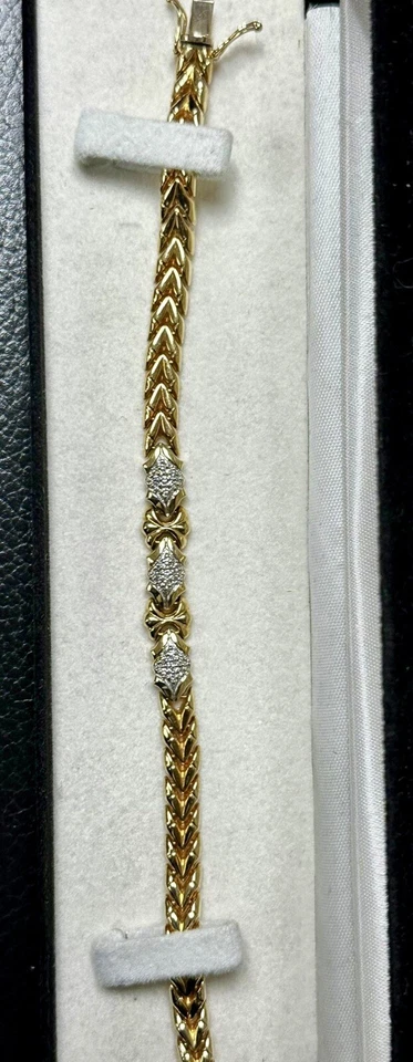 Brazalete de eslabones planos de diamantes de 0,21 quilates de oro amarillo de 14 quilates, 13,3 g Foto 1 de 1