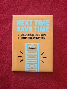 Little Caesars Pizza Portal Pinback Button Next Time Save Time 2022 RAR - Bild 1 von 3