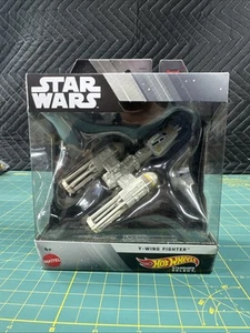 Hot Wheels Star Wars Raumschiffe Select Y-Wing Fighter #31 - Bild 1 von 6