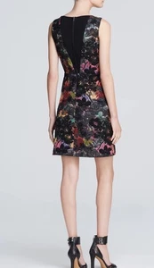 Vestido recto Alice and Olivia Whela talla 2 negro estampado floral jacquard - Imagen 1 de 11