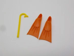 Vintage Barbie Scuba Do's 1788 orange Flossen & 7710 Francie Beach gelb Schnorchel - Bild 1 von 2