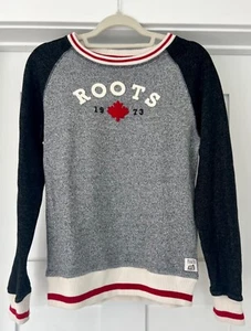 Roots Gray Crewneck Sweatshrt  Logo kids excellen condition junior 13/14 yrs XXL - Picture 1 of 5