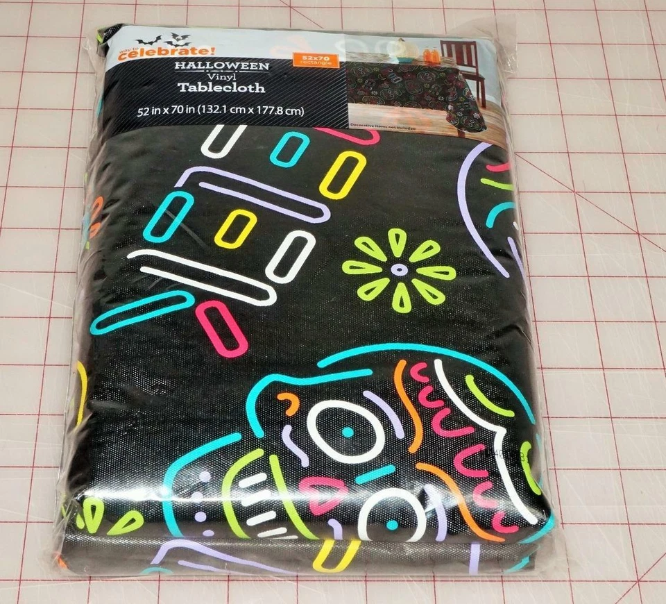 Vinyl Tablecloth Sugar Skulls Flowers 52in X 70in Halloween Brand New! - Image 1 of 1