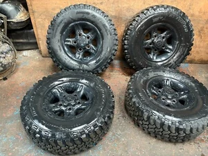 BFD077901 LAND ROVER DEFENDER ALLOY WHEELS ANR3631 BLACK 265/75/16 INSA TURBO - Picture 1 of 14