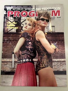 WWF Programm von 1984, Cyndi Lauper, Wendi Richter, Hulk Hogan - Bild 1 von 3