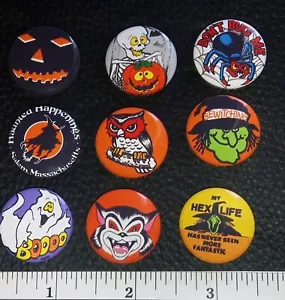 Halloween Buttons Pins Anstecker süß Horror Goth Gothic Punk lustig Vintage Style - Bild 1 von 1