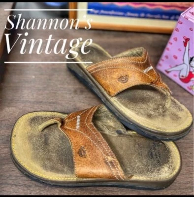 Sandalias de cuero Dr Martens talla 6. Precio refleja desgaste como se muestra en las fotos Foto 1 de 4