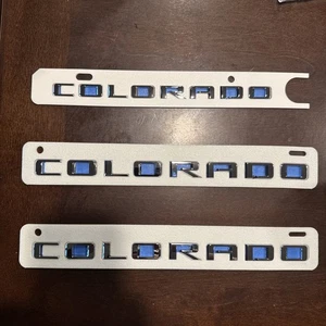 3PCS (sets) Silver Door Rear Chevy Colorado Emblems Letters  Fit  2025 Colorado - Bild 1 von 1