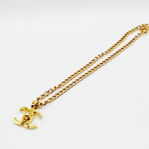 Collana con ciondolo Chanel oro 96 P 4517347
