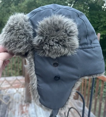 Eddie Bauer Talla S/M Sombrero Trampero Gris Solapa Aviador Imitación Piel Plumón Aislado K-424 Foto 1 de 4