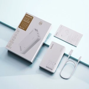 Romoss Sense Super Fast Charging 22.5W 10000mAh Mini Power Bank-White - Picture 1 of 7
