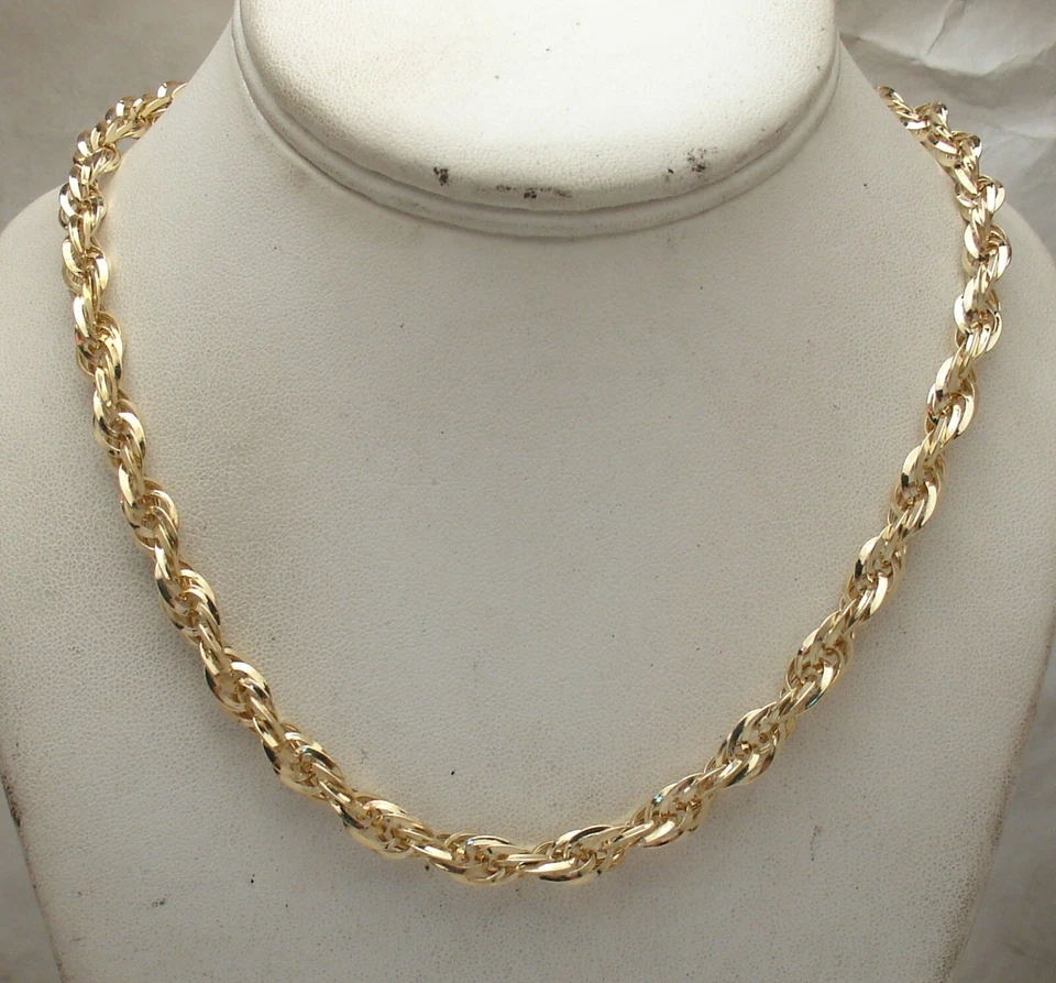 Technibond 闪亮扭曲椭圆形链项链 14K 镀黄金银色 — 第 1/4 张图片