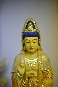 Original Hand-Carved Painted Camphor Wood Kwan-Yin Bodhisattva Old-Master Statue - Picture 1 of 9