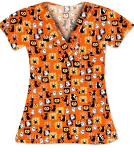 NWT Women's Large Halloween Print I Love Scrubs Scrub Top - Picture 1 of 1
