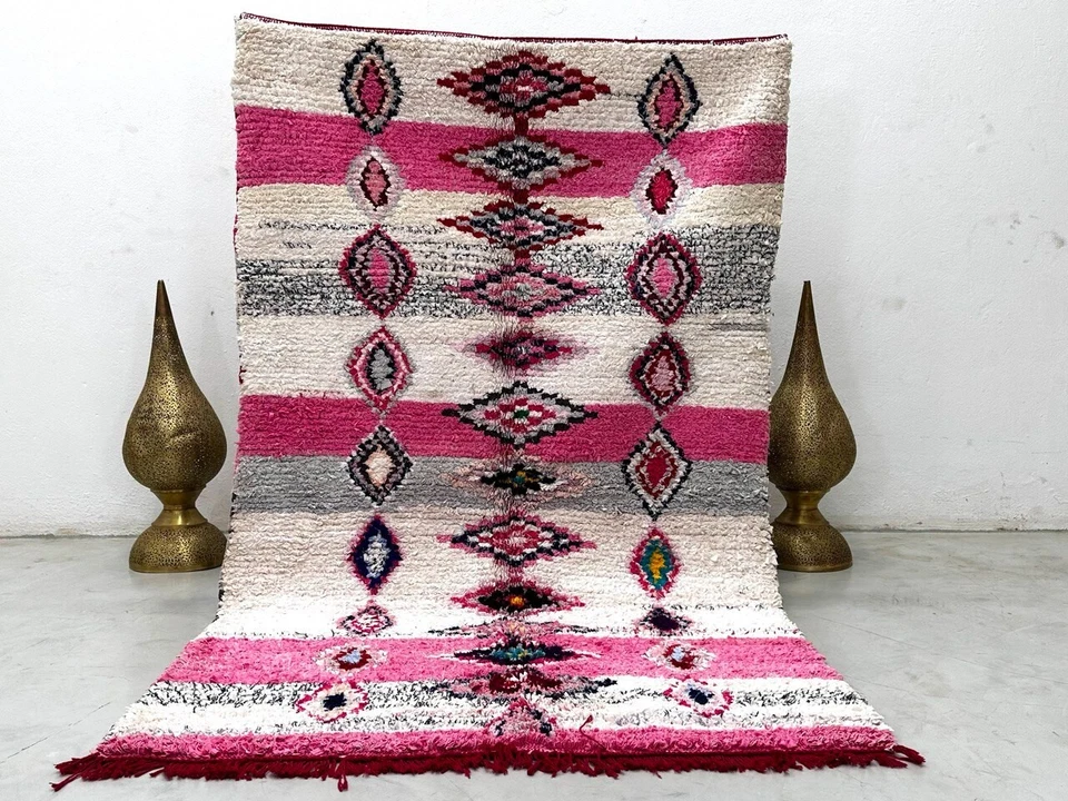 Boucharouit colorido geométrico bereber vintage hecho a mano marroquí 4'3" x 7' corredor Foto 1 de 4