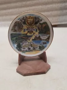 3.75" Oregon Souveniur Plate with Stand (M) - Picture 1 of 5
