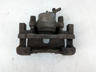 Pinza de freno derecha pasajero delantero Mazda 3 XR72L 2004-2013 Foto 1 de 4