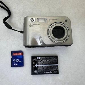 HP PhotoSmart R817 5.1MP Digital Camera Silver W/SD memory Card - Picture 1 of 12