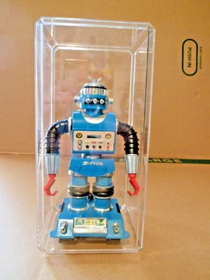 Vintage 1968 IDEAL ZEROID ZERAK WORKING CONDITION & DISPLAY CASE - Image 1 of 4