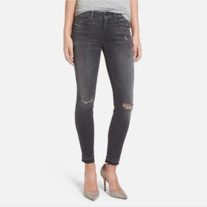 MOTHER Jeans Women’s 28, Undone Hem Looker Ankle “stealing secrets” faded denim - Picture 1 of 16