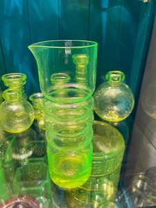 Nanny Still - Tzarina Pitcher - Riihimaen Lasi Uranium Vaseline glass - Picture 1 of 5