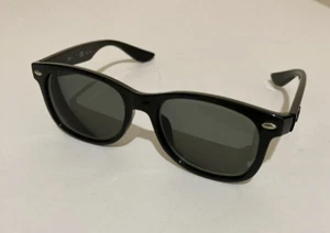 Ray Ban NUR RAHMEN Junior RJ9052S 100/71 3N Shiny Black Aviator Kinder 47-15-125 - Bild 1 von 20