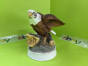 Figura Águila Royal Heritage Americana Collection "Birds in Flight" 6" - Imagen 1 de 5