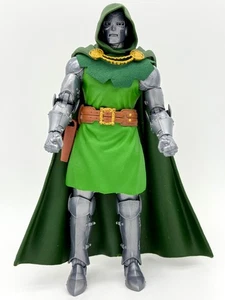 Marvel Legends Fantastic Four Retro Dr. Doom 6" Action Figure 2020 Hasbro - Picture 1 of 5
