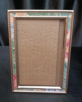 MARCO DE FOTOS VINTAGE MULTICOLOR METAL DORADO CABALLETE 3.5 "X 5" VERDE AZUL ROJO Foto 1 de 4