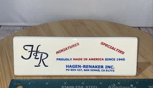 Hagen Renaker Miniaturen Spezialitäten Display Schild Plakette Händler Point of Sale - Bild 1 von 12