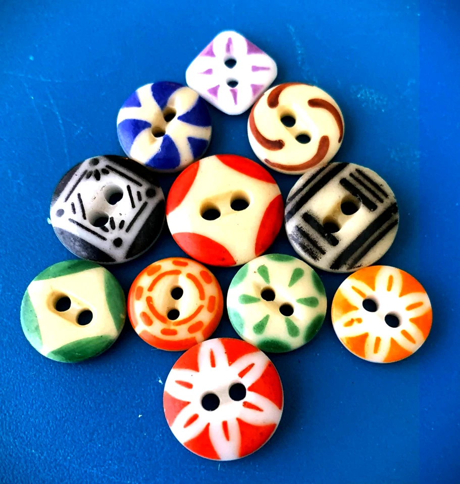 Botones antiguos de plantilla de China Foto 1 de 1