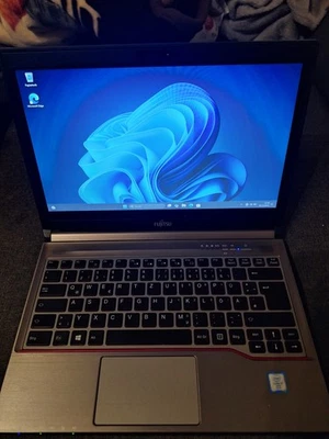 Fujitsu Lifebook E736 I7-6600U 2,60GHz 13,3" Display - Bild 1 von 2