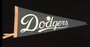 1947 BROOKLYN DODGERS 24”-28” MEDIUM FELT PENNANT RARE JACKIE ROBINSON ERA - Picture 1 of 5
