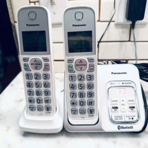 Teléfono inalámbrico Panasonic KX-TGD560 2 teléfonos Bluetooth respuesta digital - Imagen 1 de 6