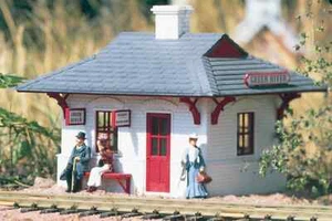 PIKO ~ G Scale ~ New 2025 ~ Green River Station ~ Built-Up Building ~ 62700 - Picture 1 of 1