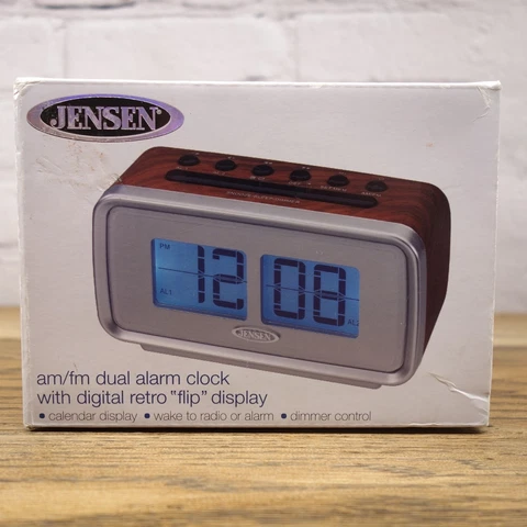 Jensen AM/FM Dual Alarm Clock With Digital Retro Flip Display JCR-232 Cover